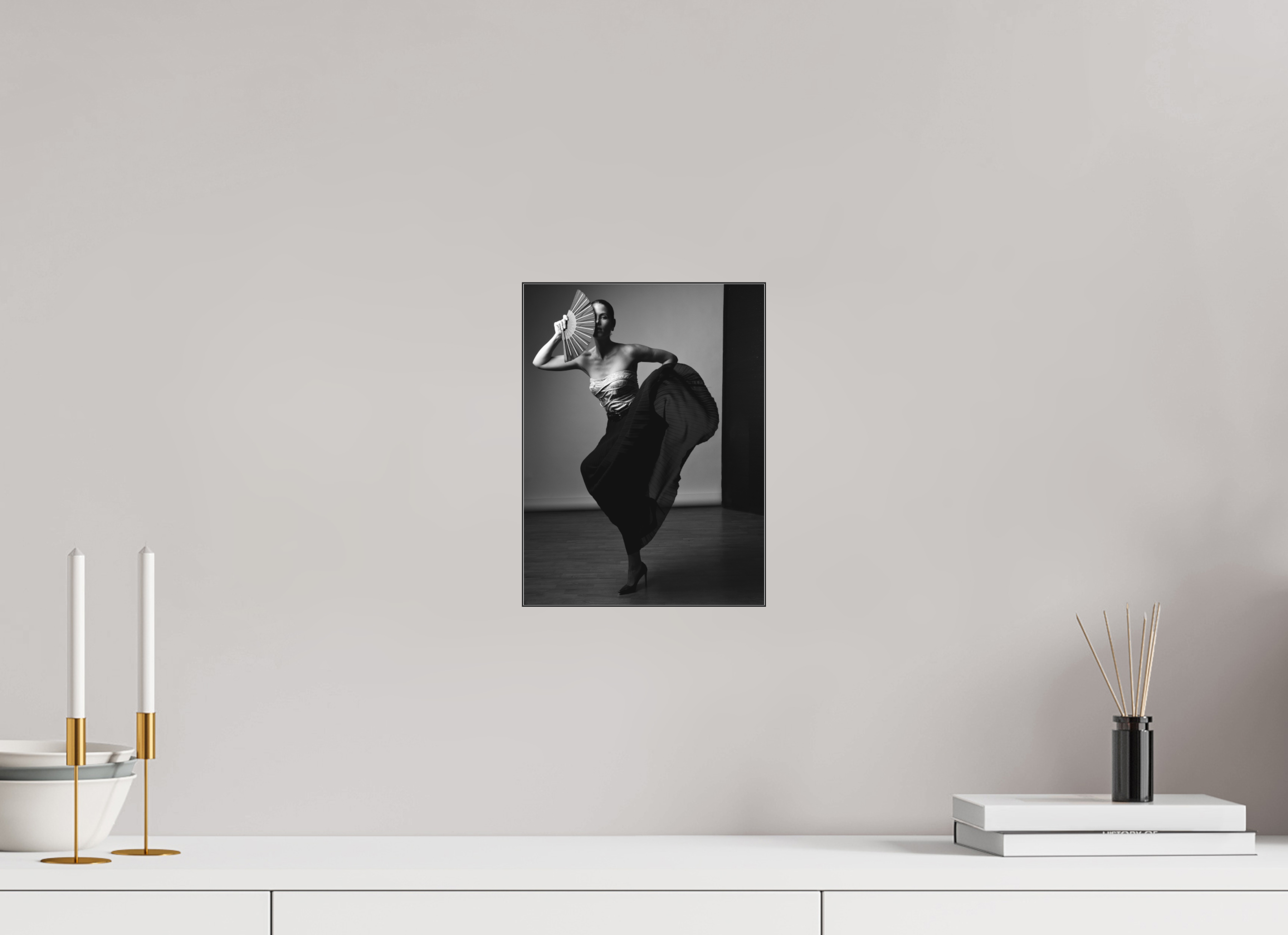 21 x 28 cm, SW Acrylglas matt Nadine mit Fächer